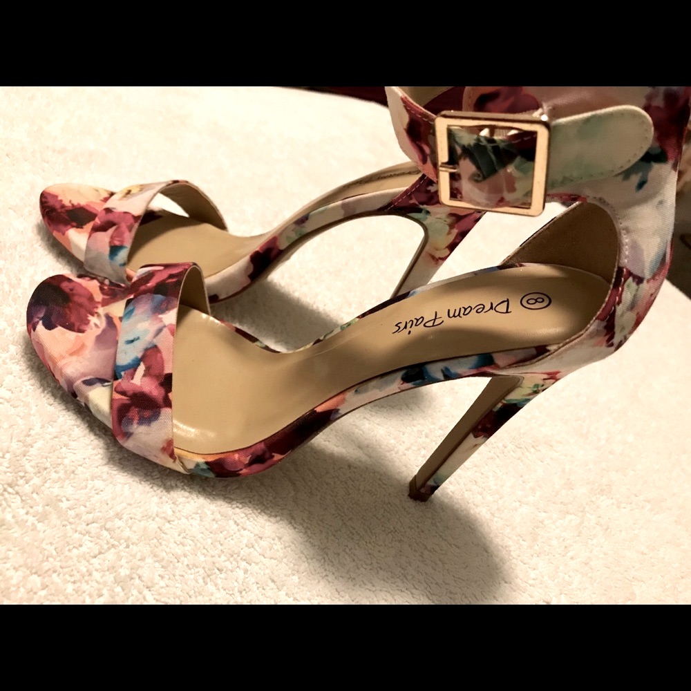 Brand New Super Trendy Heels By Dream Pairs Box 72 Brand New Super Trendy Heels By Dream Pairs Box 72